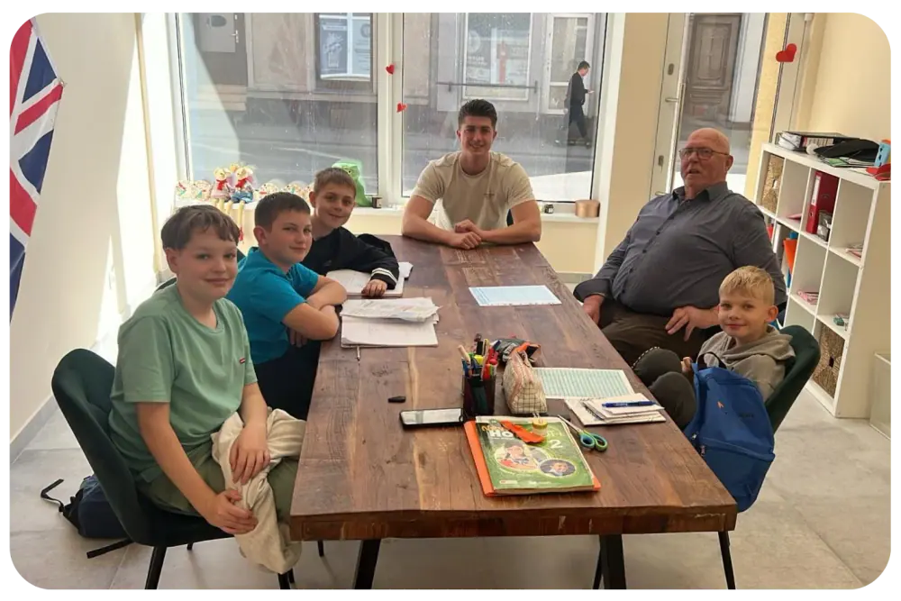 Konwersacje po angielsku w kameralnej grupie w szkole Easy English with Gosia